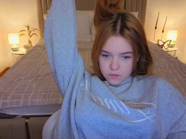 Melissa-me0w live cam on BongaCams
