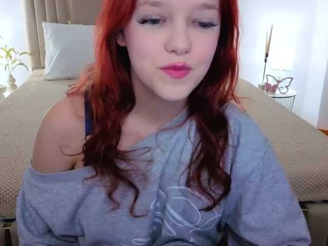 Melissa-me0w live cam on BongaCams
