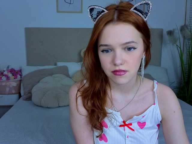 Melissa-me0w live cam on BongaCams
