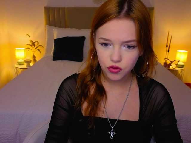Melissa-me0w live cam on BongaCams