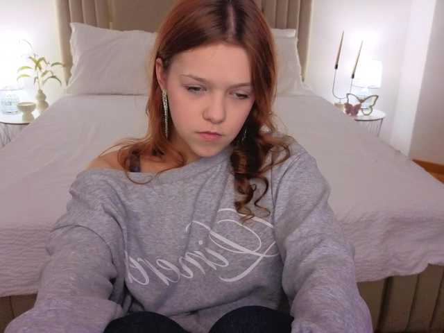 Melissa-me0w live cam on BongaCams