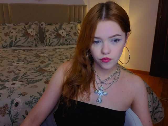 Melissa-me0w live cam on BongaCams