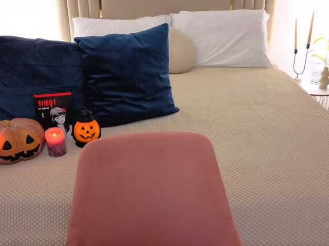 Melissa-me0w live cam on BongaCams