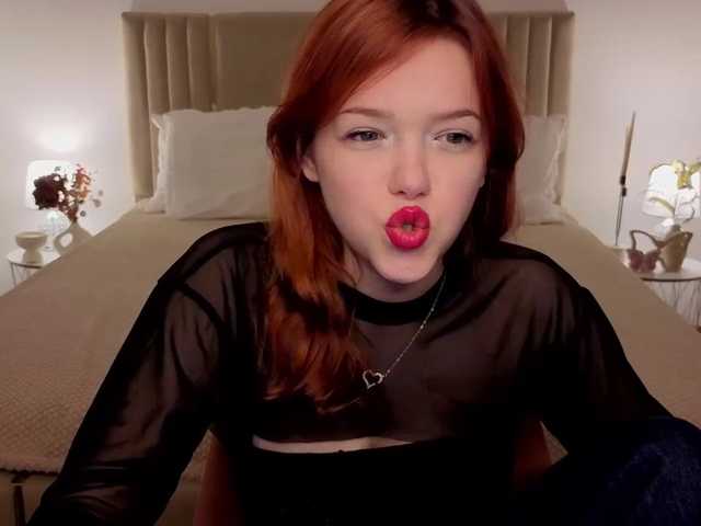 Melissa-me0w live cam on BongaCams