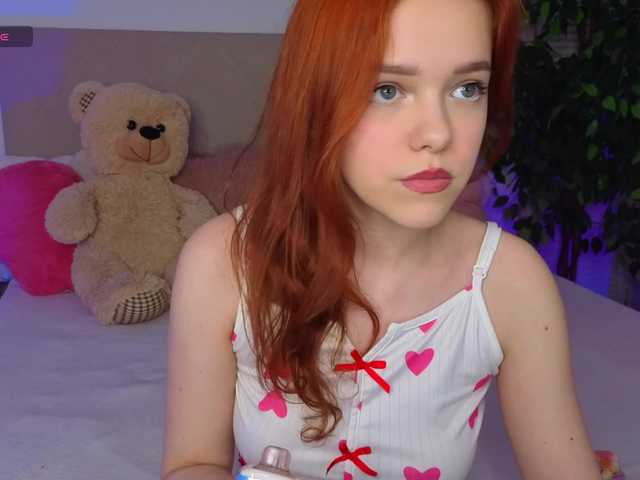 Melissa-me0w live cam on BongaCams