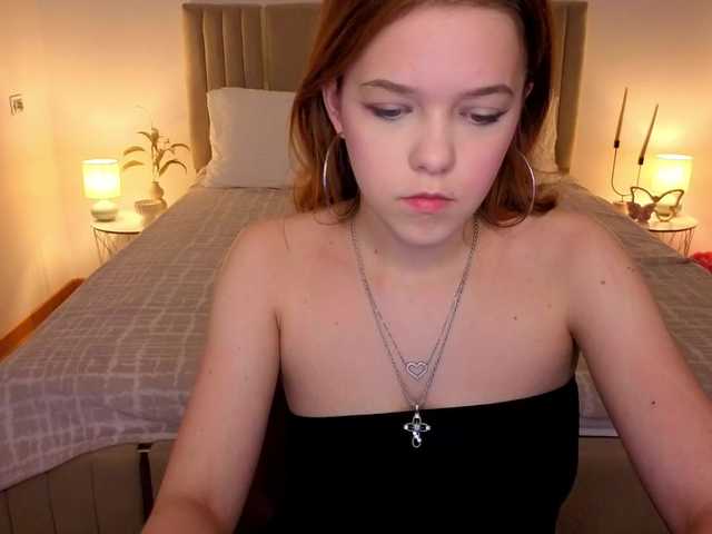 Melissa-me0w live cam on BongaCams