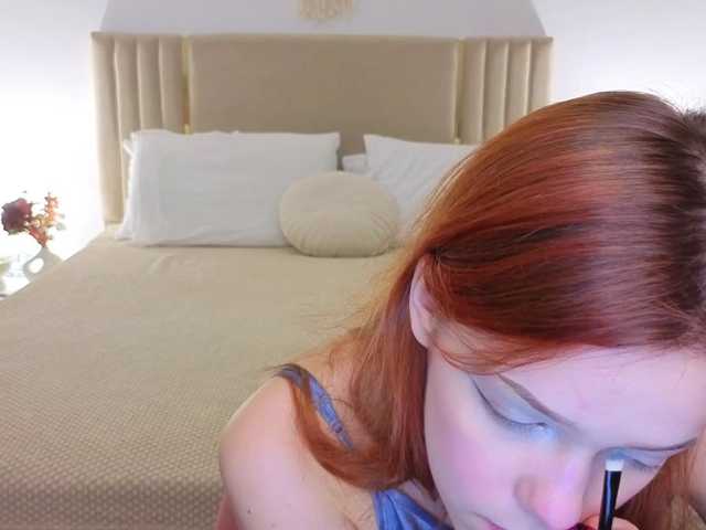 Melissa-me0w live cam on BongaCams