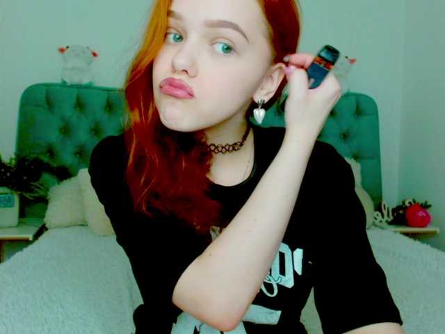 Melissa-me0w live cam on BongaCams