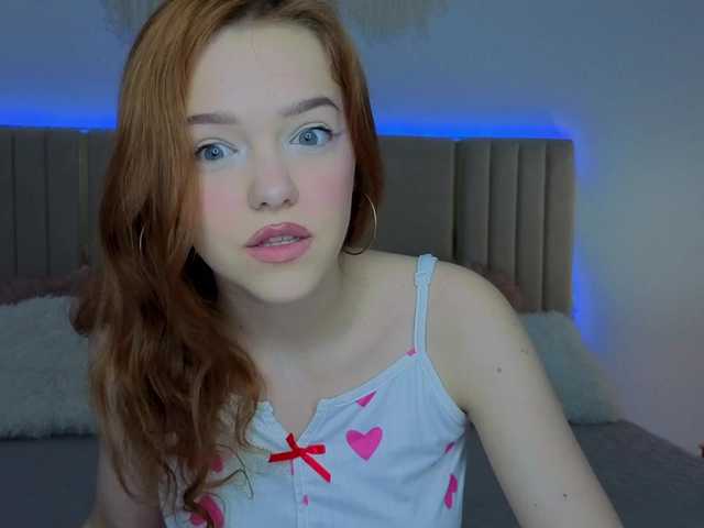 Melissa-me0w live cam on BongaCams