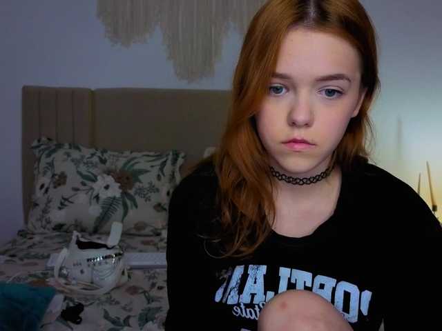 Melissa-me0w live cam on BongaCams