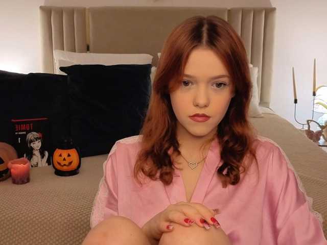 Melissa-me0w live cam on BongaCams
