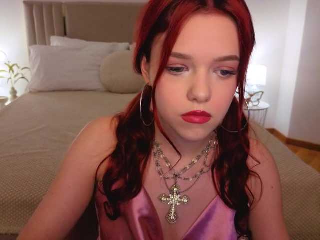 Melissa-me0w live cam