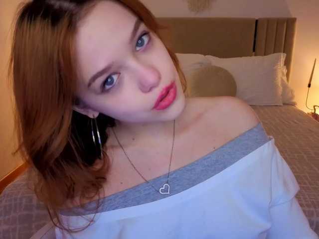Melissa-me0w live cam on BongaCams