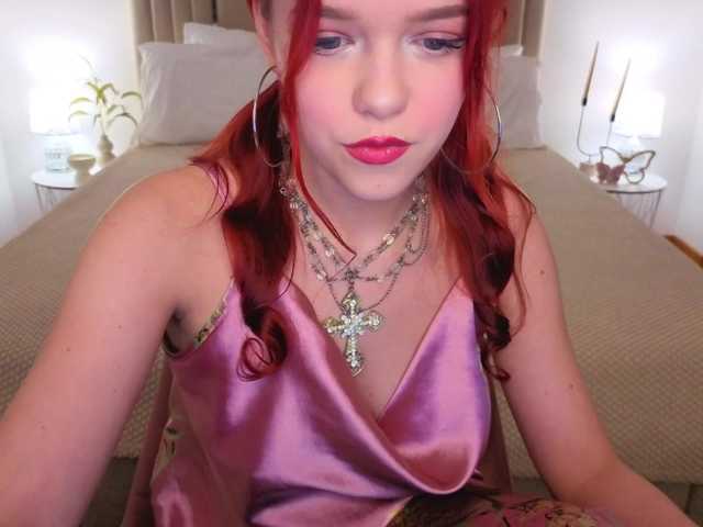Melissa-me0w live cam on BongaCams