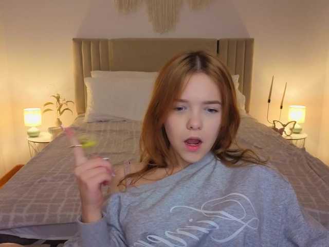 Melissa-me0w live cam on BongaCams