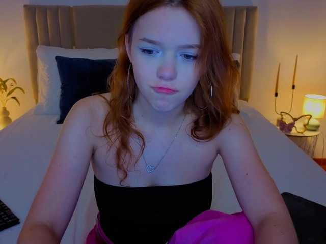 Melissa-me0w live cam on BongaCams