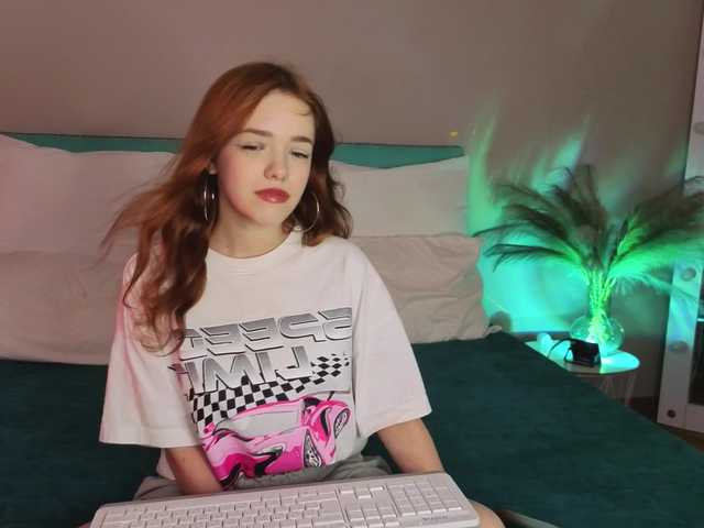 Melissa-me0w live cam on BongaCams