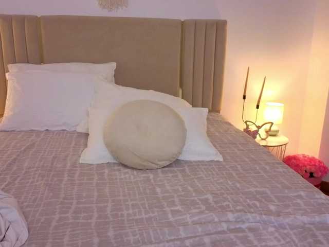Melissa-me0w live cam on BongaCams