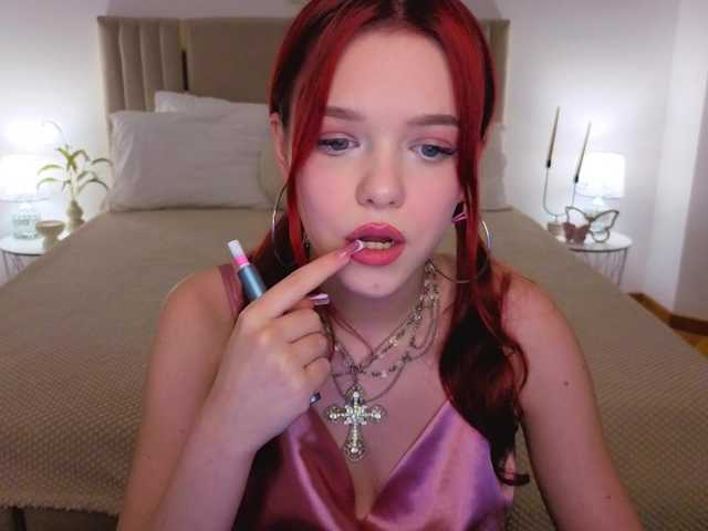 Melissa-me0w live cam on BongaCams