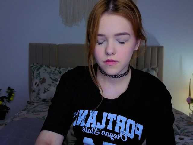 Melissa-me0w live cam on BongaCams