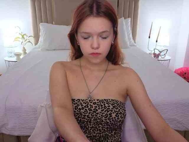 Melissa-me0w webcam