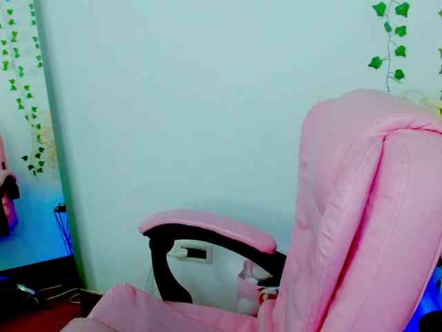 Melissa-me0w webcam