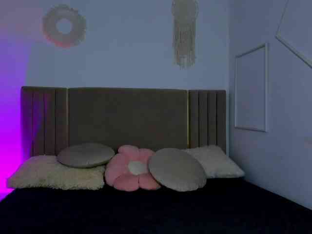 Melissa-me0w webcam