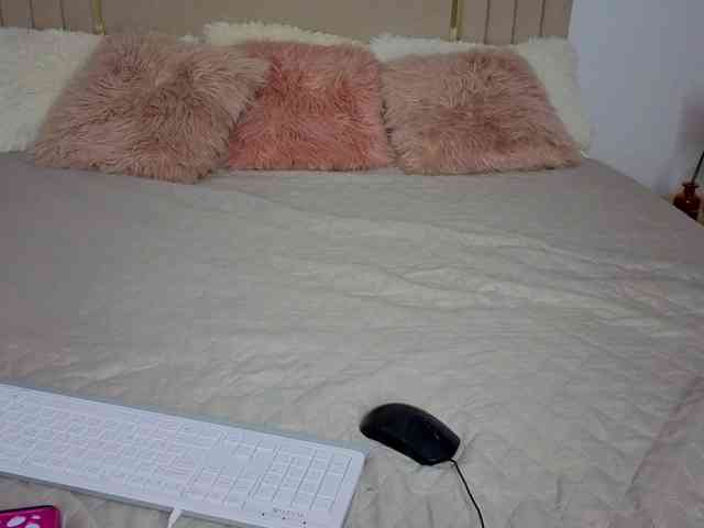 Melissa-me0w Sex Cam Show