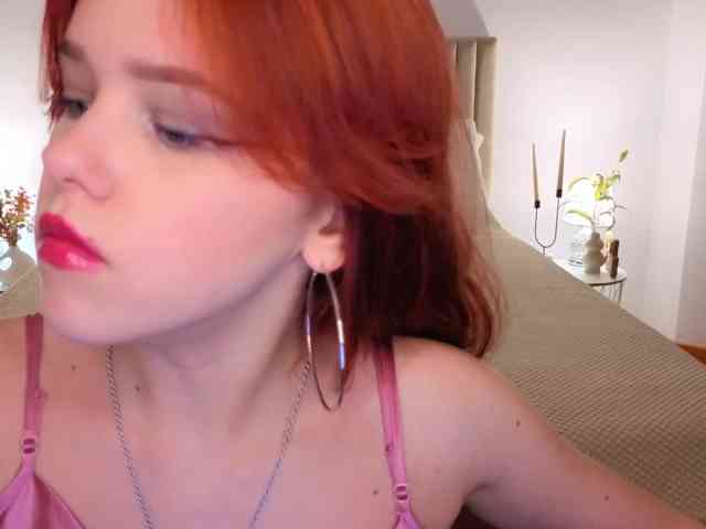 Melissa-me0w live female cam on bongacams