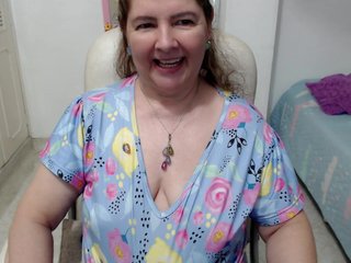 leonela-68 Porn Show