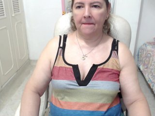 leonela-68 Porn Show