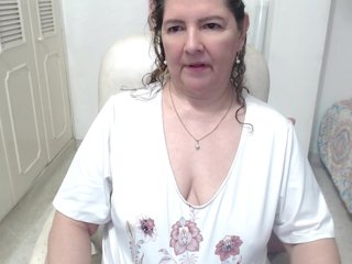 leonela-68