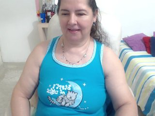 leonela-68 Porn Show