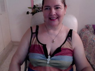 leonela-68 Porn Show