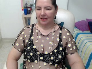 leonela-68 Porn Show