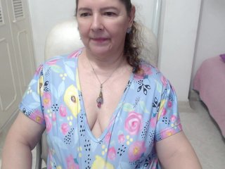 leonela-68 Porn Show
