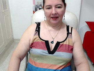 leonela-68 Porn Show