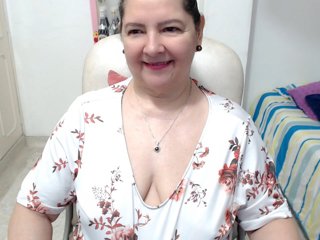 leonela-68 Porn Show