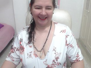 leonela-68 Porn Show