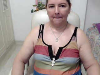 leonela-68 Porn Show