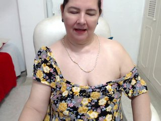 leonela-68 Porn Show