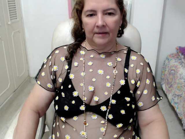 leonela-68