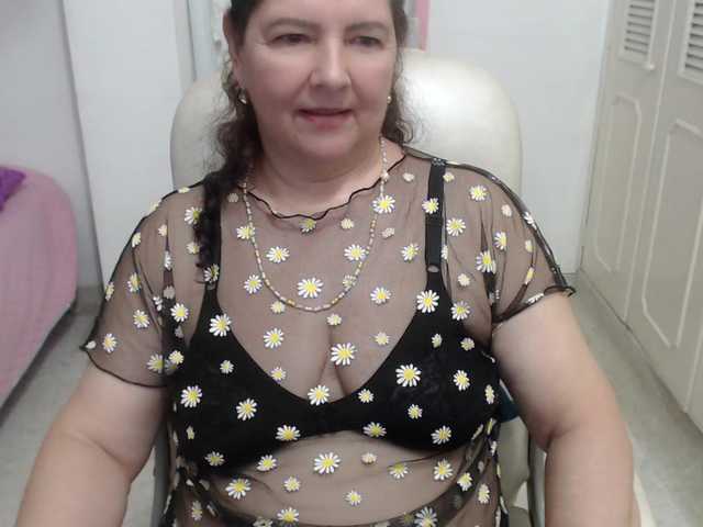 leonela-68