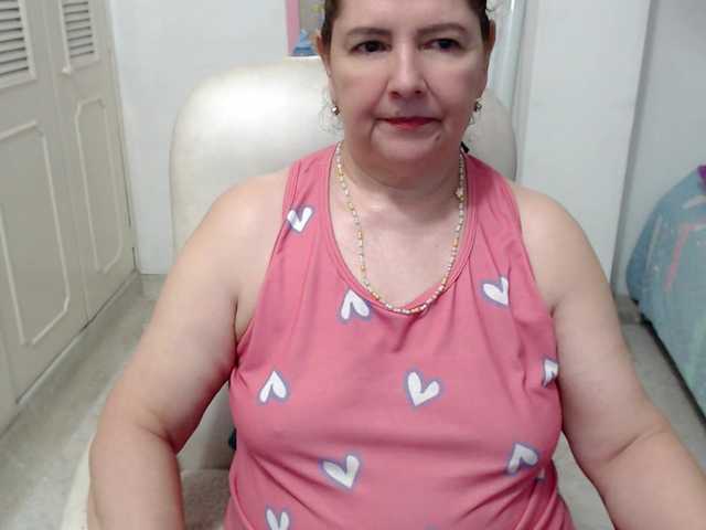 leonela-68 live webcam show