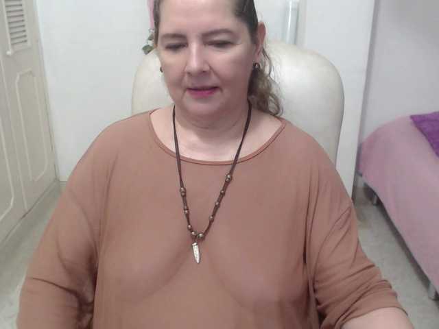leonela-68