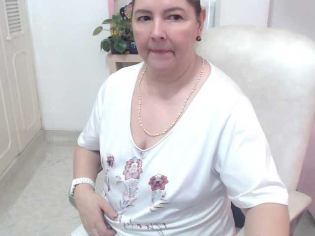 leonela-68