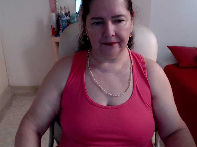 leonela-68 live cam on BongaCams
