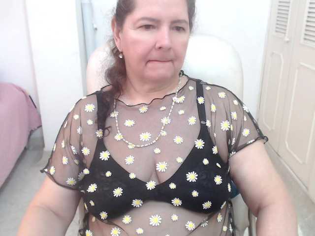 leonela-68