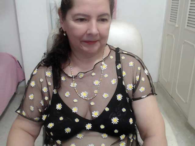 leonela-68