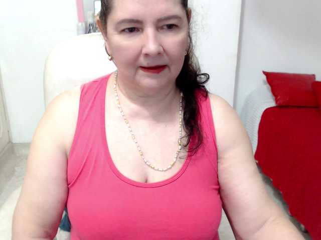 leonela-68 live cam on BongaCams
